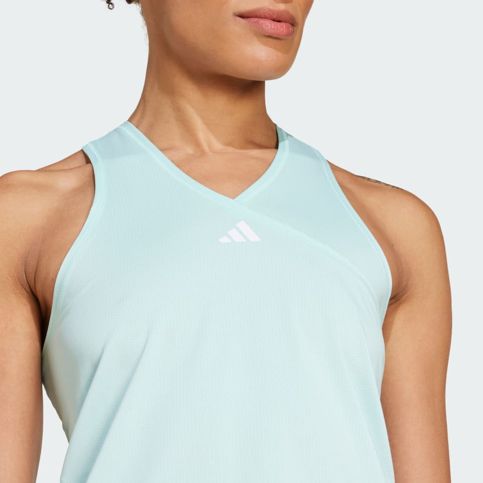 Club Tennis V-Neck Tank Top