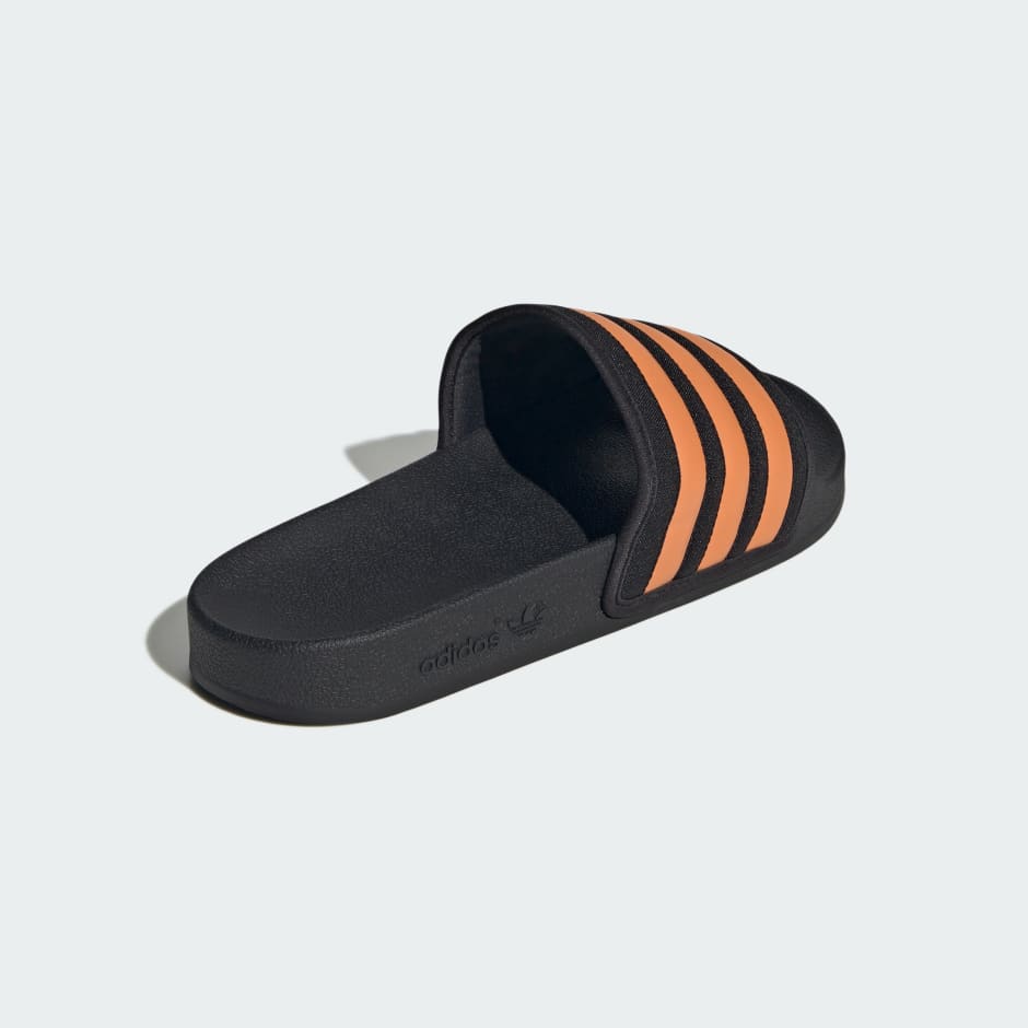 ADILETTE