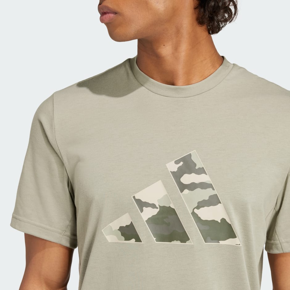 Train Essentials Camo Graphic Logo Tee