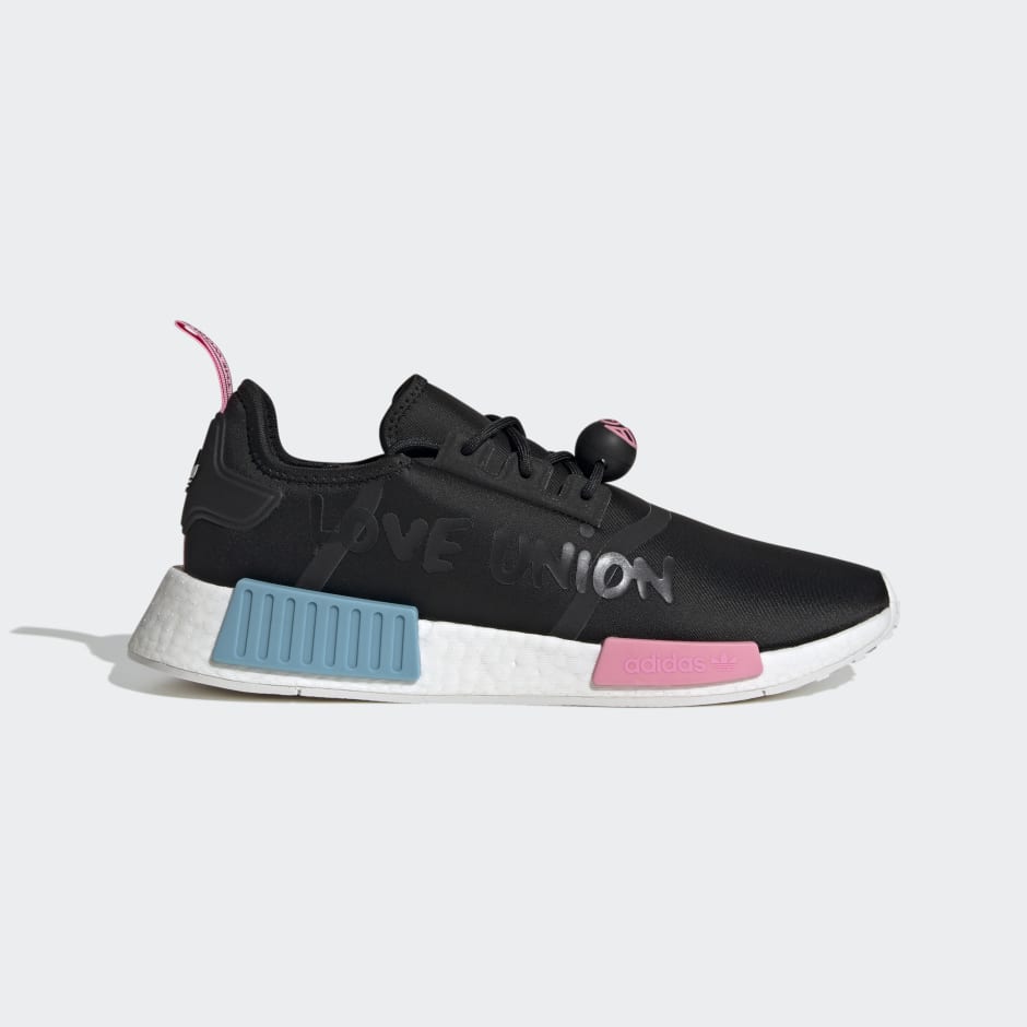 NMD_R1 x André Saraiva Shoes