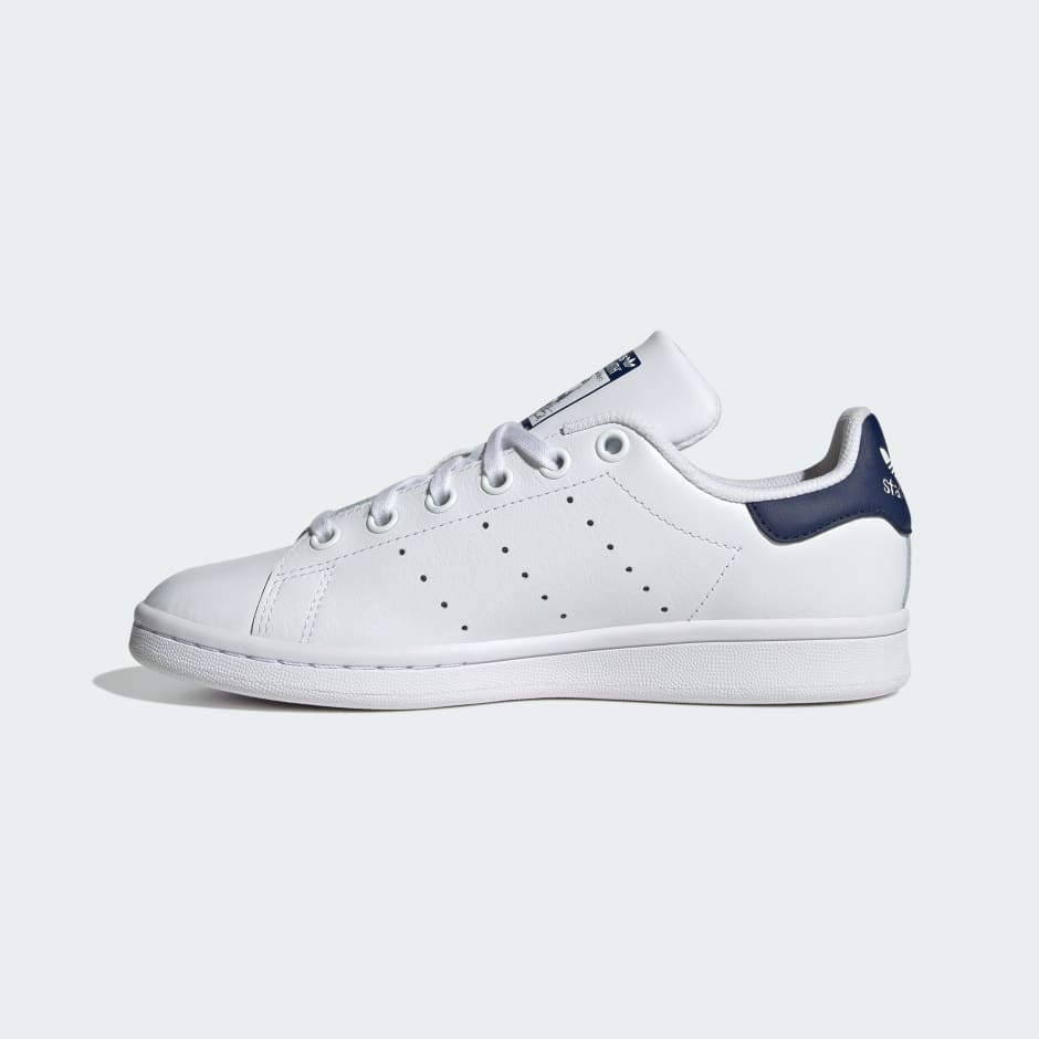 STAN SMITH J