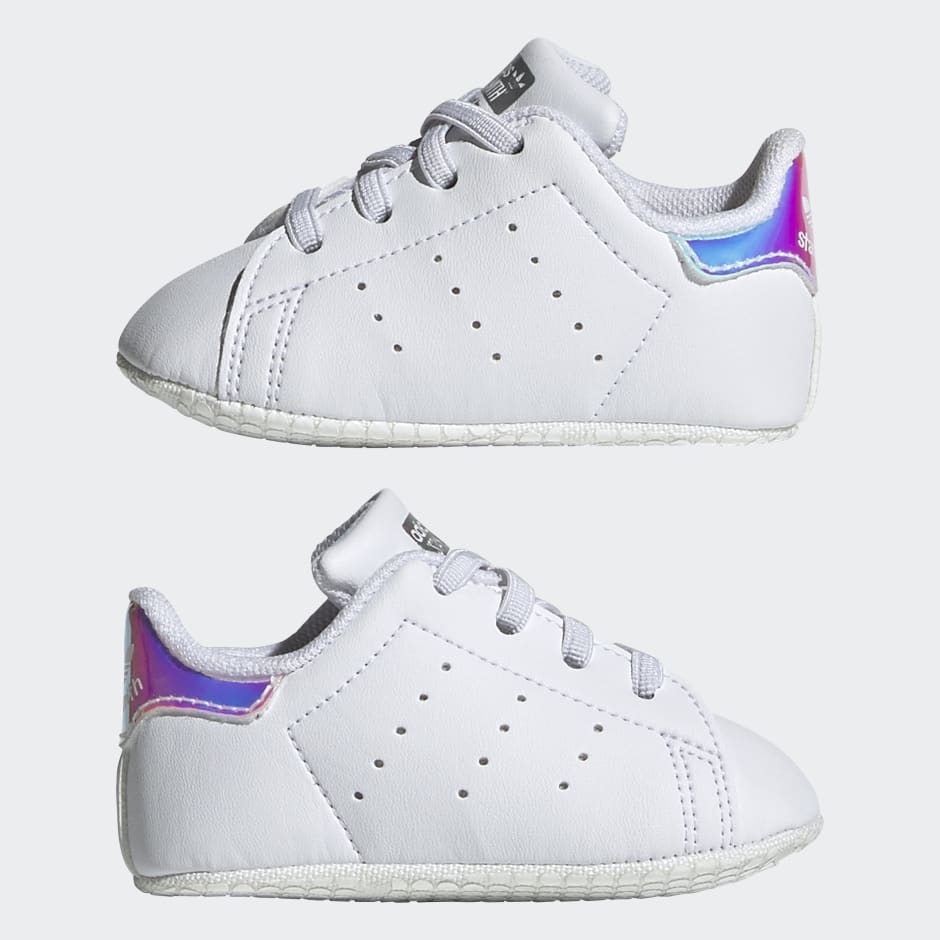 Adidas crib hot sale