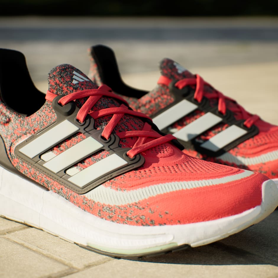 Adidas red deals running shoes