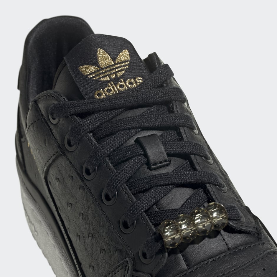 Adidași Forum Bold