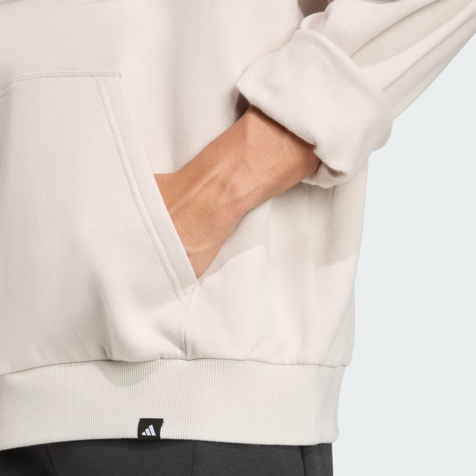 كنزة Power Graphic