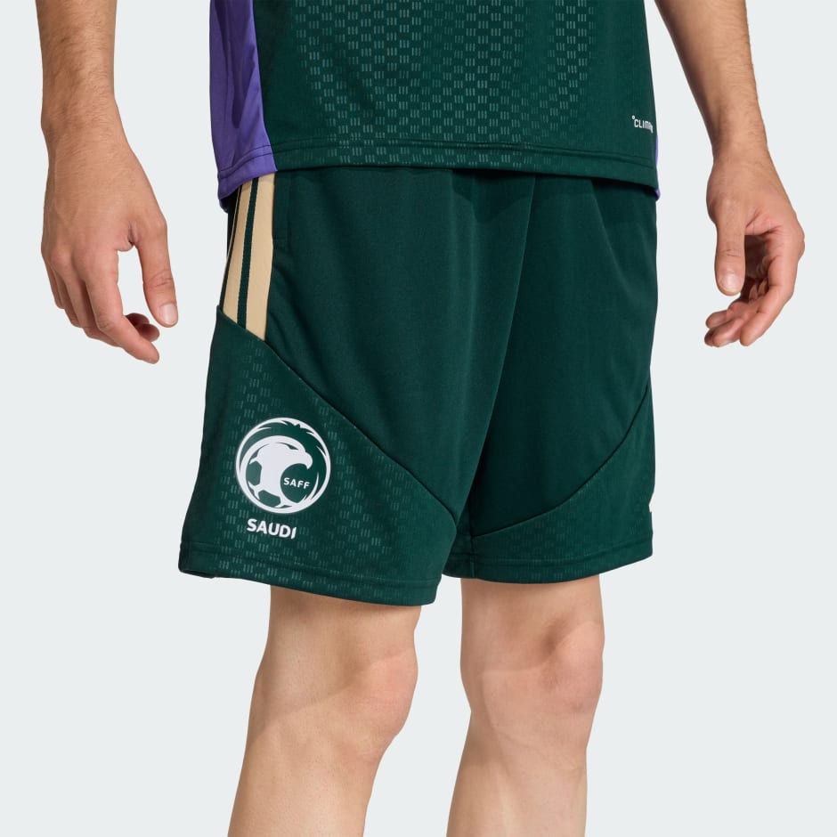 شورت تدريب المنتخب السعودي لعام 2026 من تشكيلة Tiro