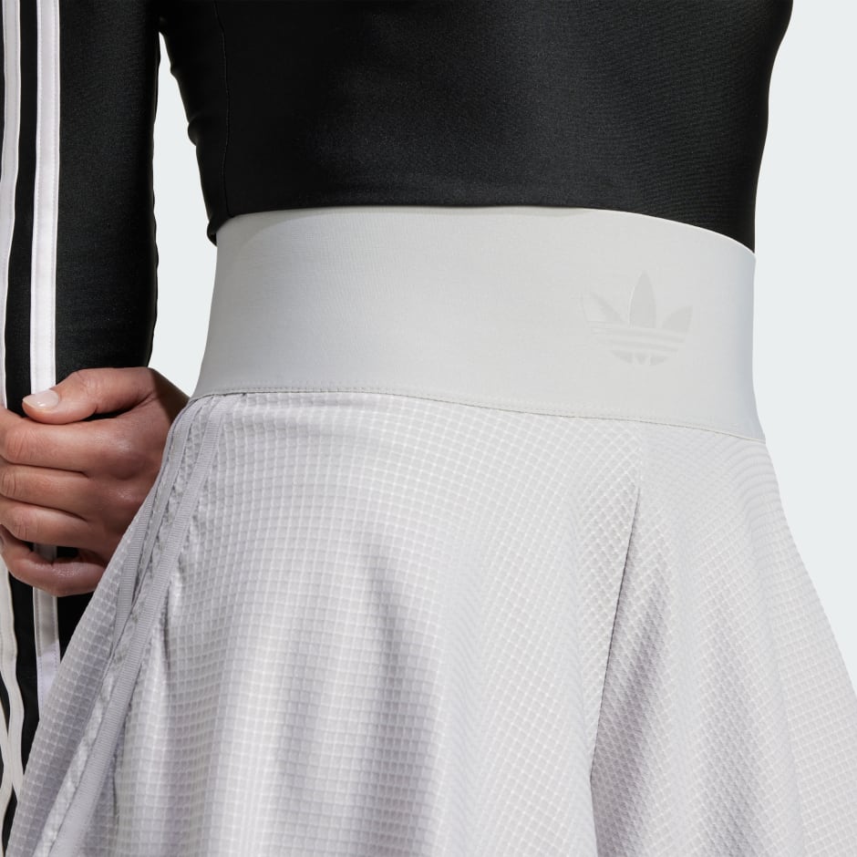 Pantaloni scurți cu plasă și talie lată