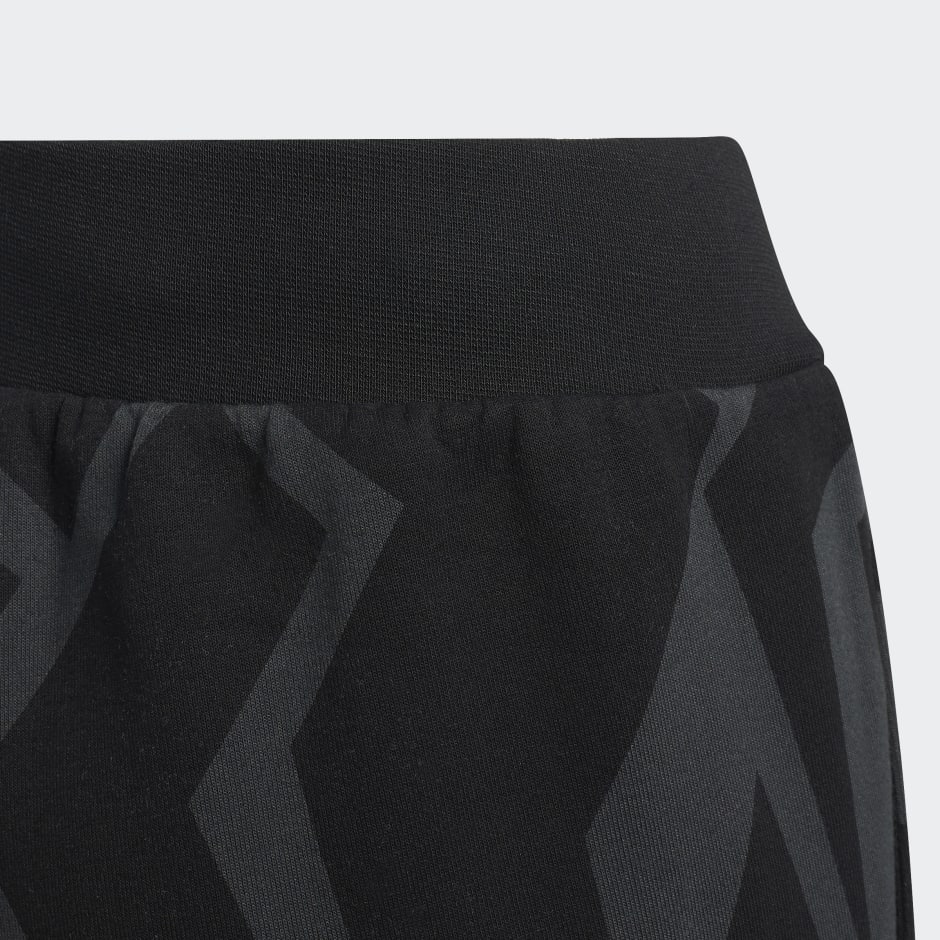 future icons pants