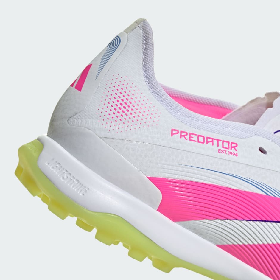 Guayos Predator Pro C&eacute;sped Artificial