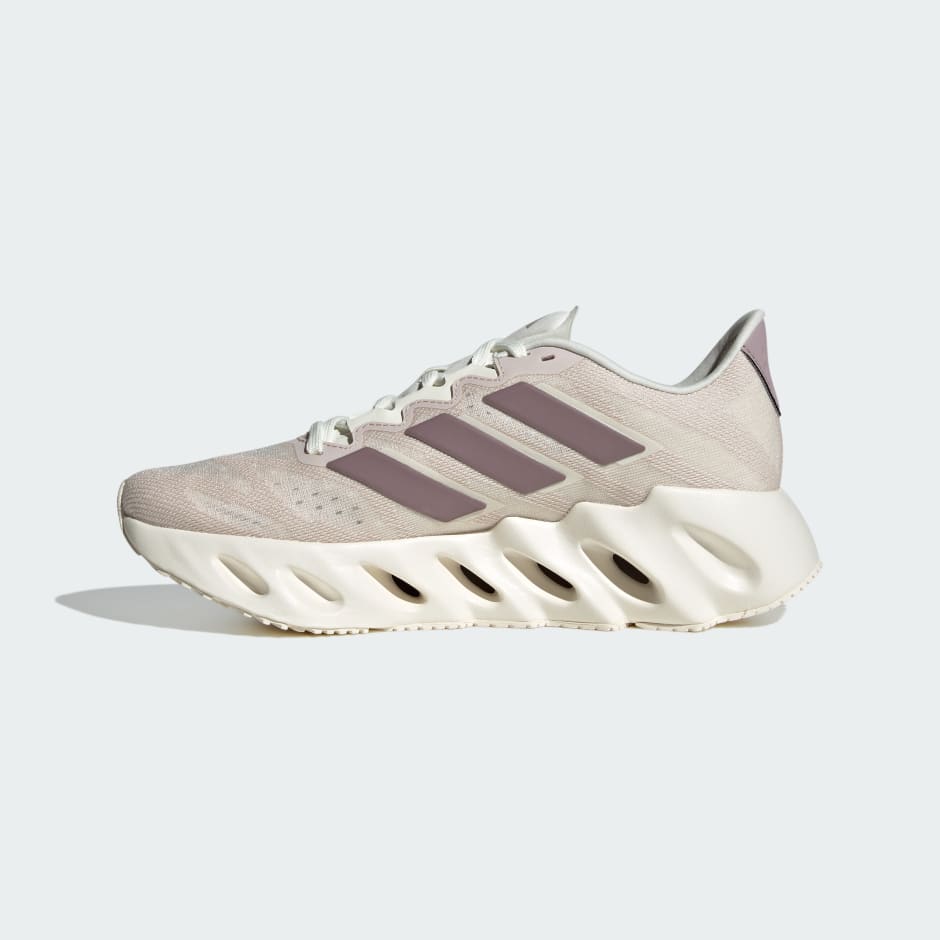 Switch FWD Running Shoes
