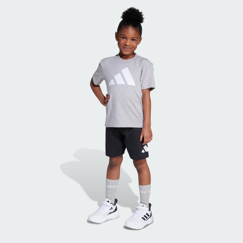 طقم للأطفال Essentials Tee