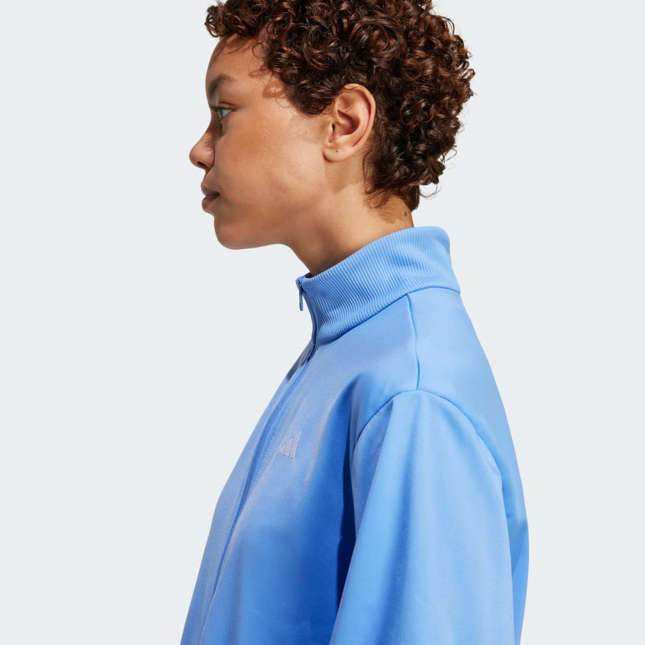 Trenirka Essentials Feel Cozy