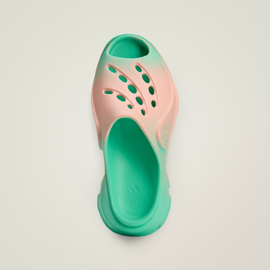 حذاء adidas by Stella McCartney