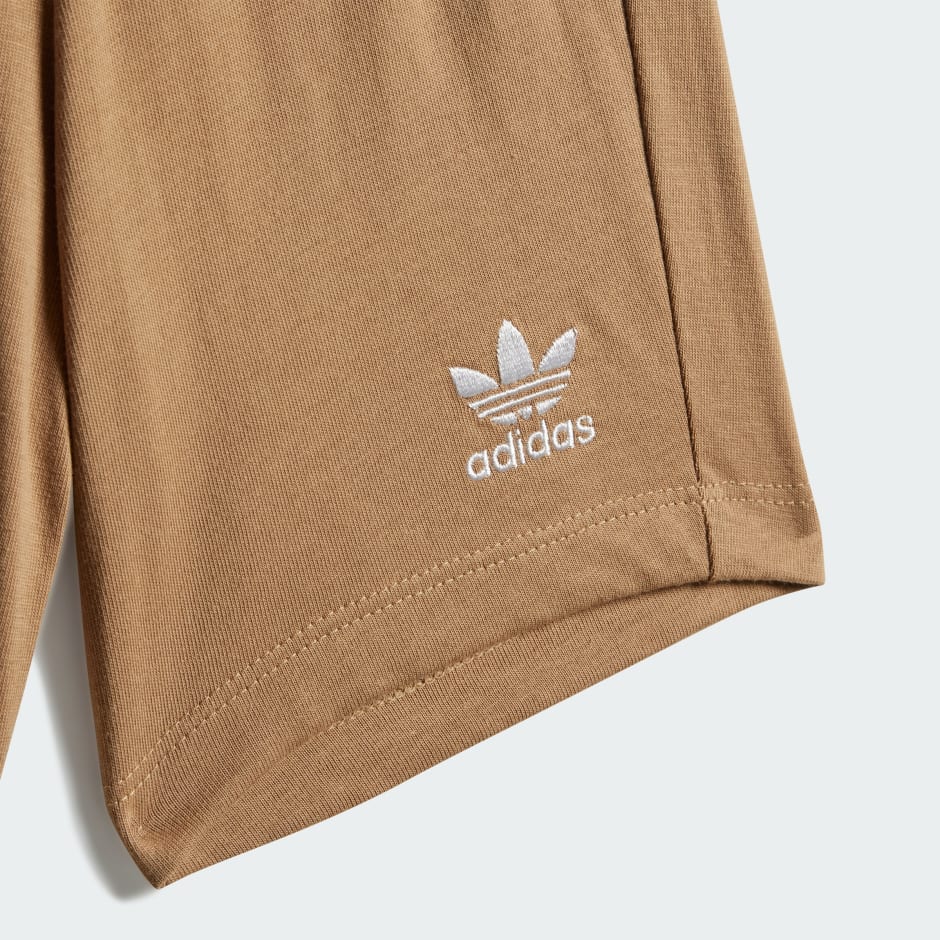 Set de tricou și pantaloni scurți pentru copii