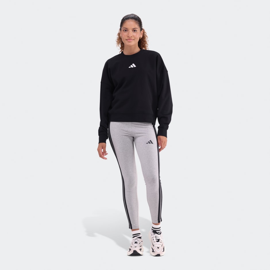 Essentials Small Logo Feelcozy Sweatshirt