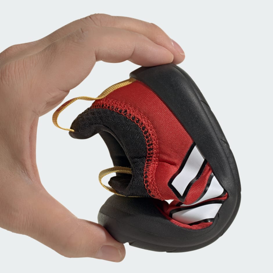 حذاء أديداس للأطفال ببُنية Monofit مستوحى من ديزني ميكي ماوس