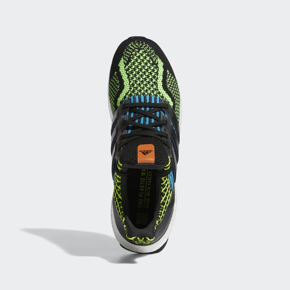 Ultraboost 5.0 DNA Shoes