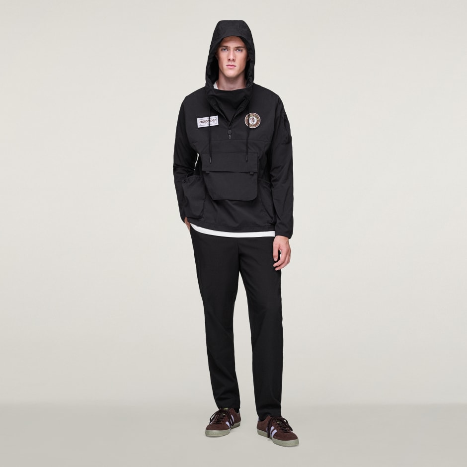 JACHETĂ ASTON VILLA SPZL F.C.