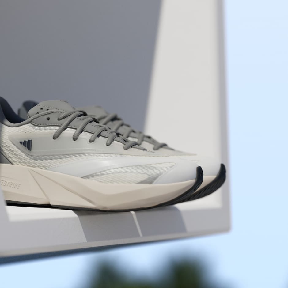 Lightblaze Shoes