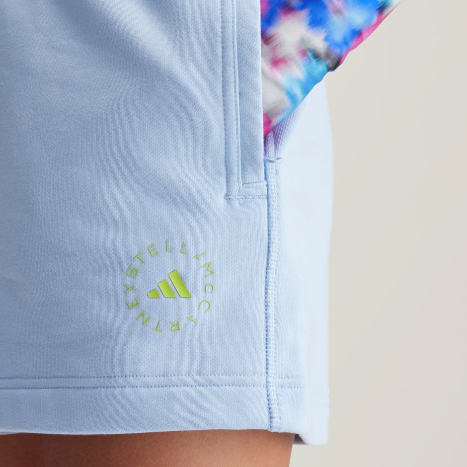 Pantaloni scurți din material flaușat adidas by Stella McCartney TrueCasuals