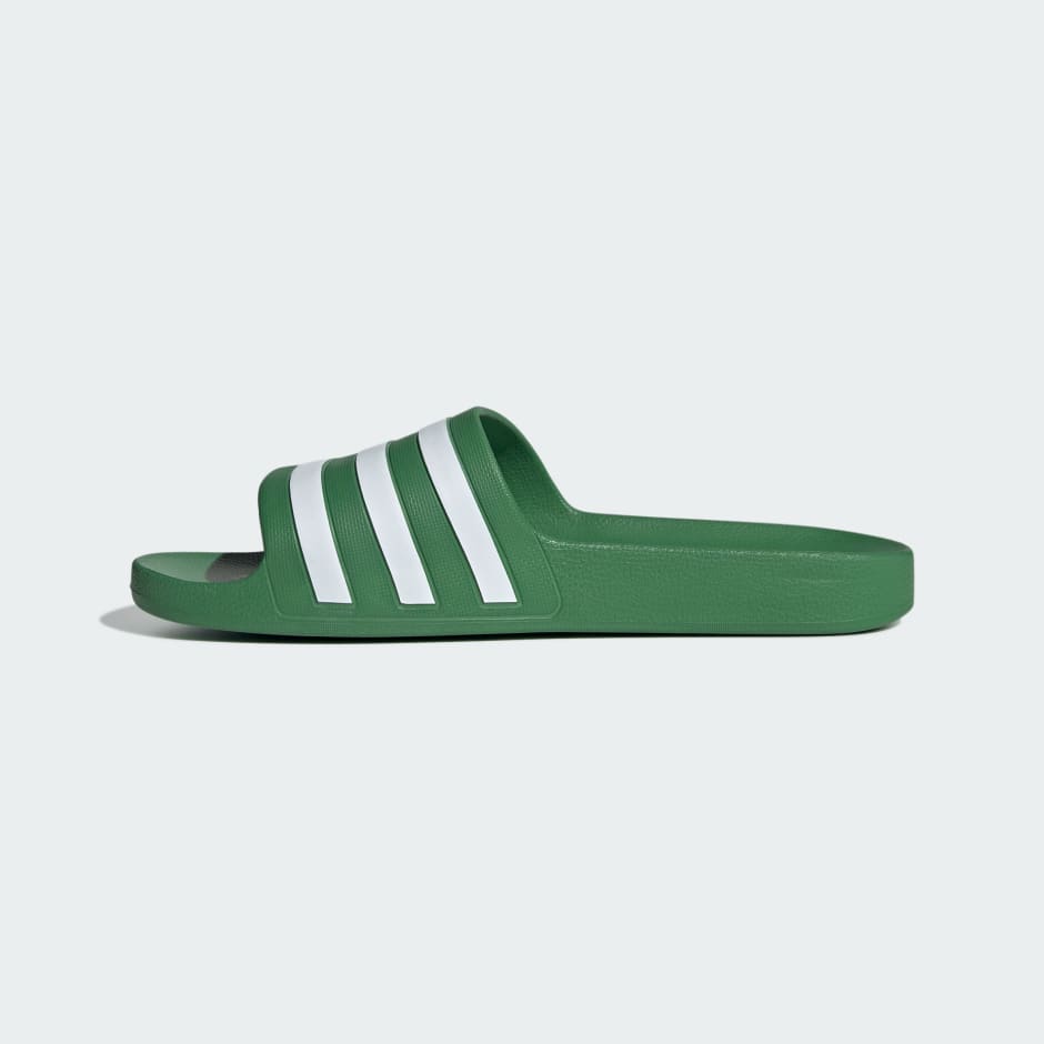 Adilette Aqua Slides