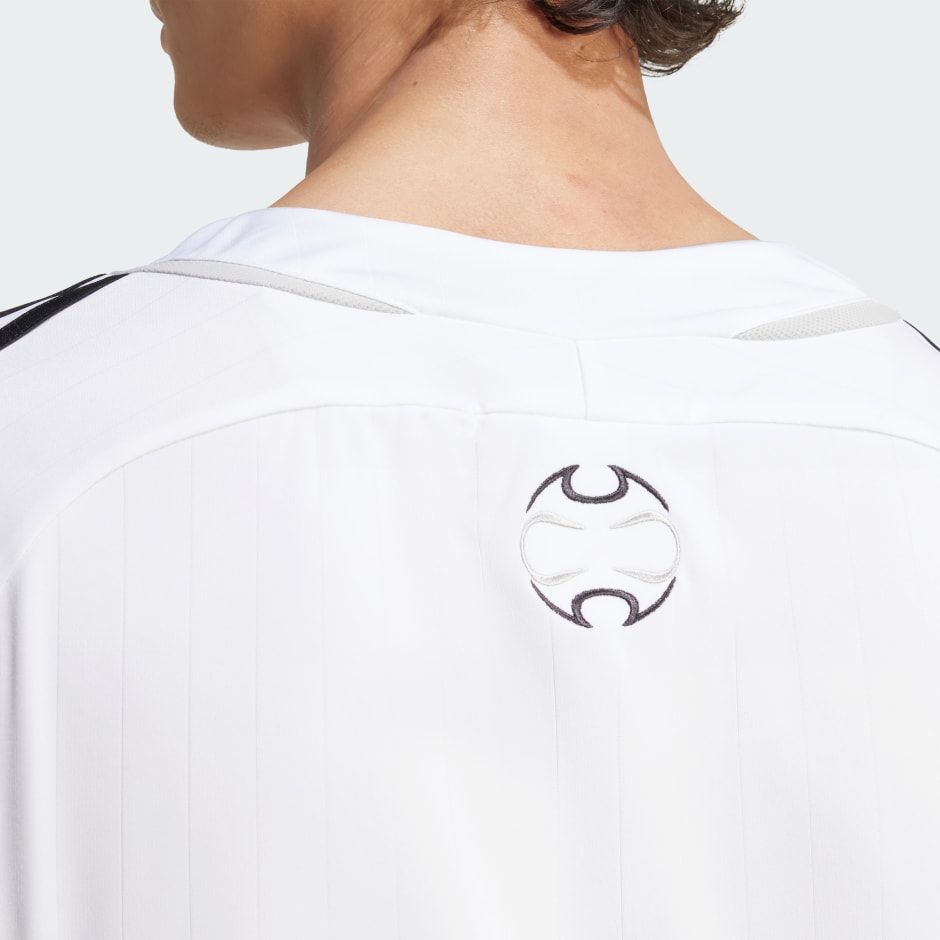 تيشيرت Teamgeist Adicolor.