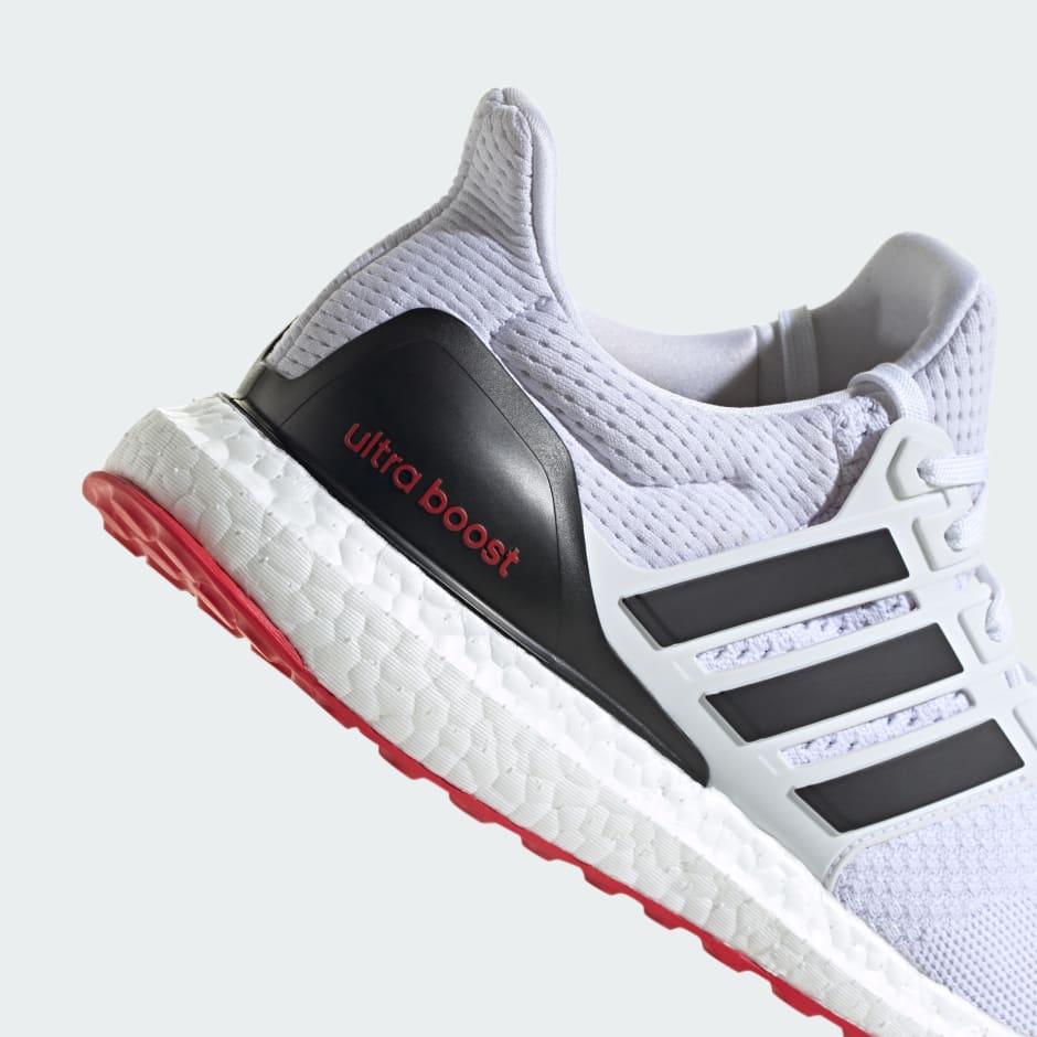 Adidas ultra boost 18 shop women's shoes chalk white/red