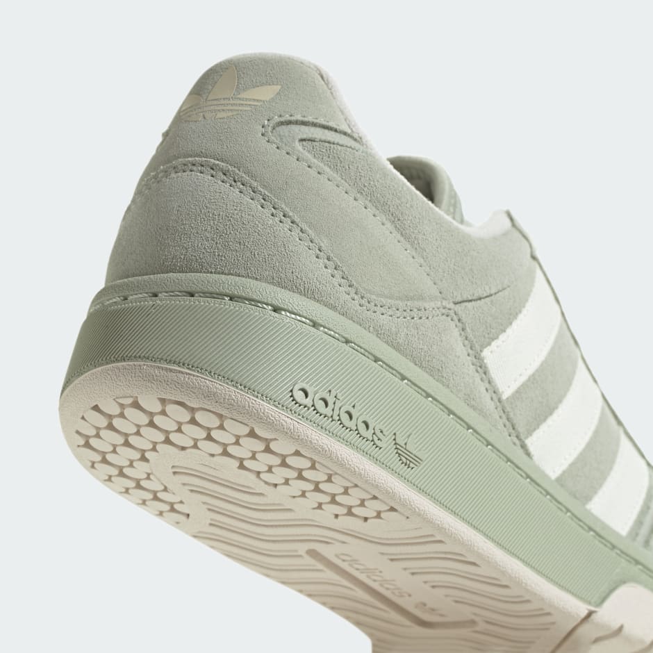 Court Refit Shoes