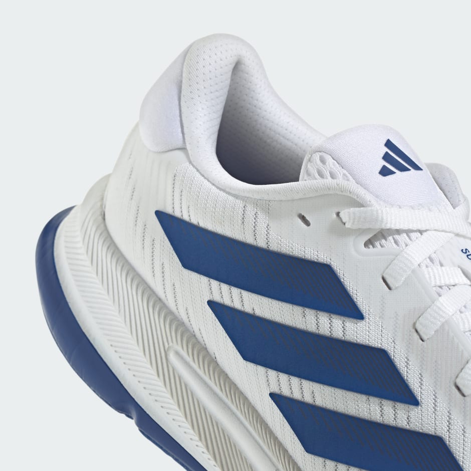 حذاء Supernova Ease