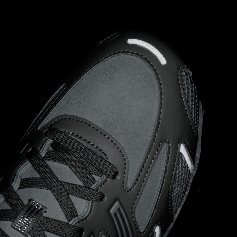 ADIZERO ARUKU