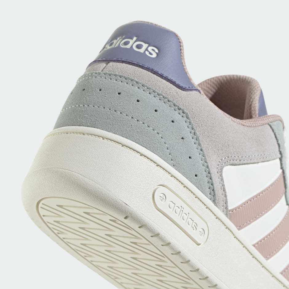 D-Pad Classic Basketball Shoes