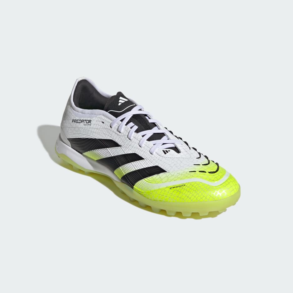 Predator Pro Turf Boots