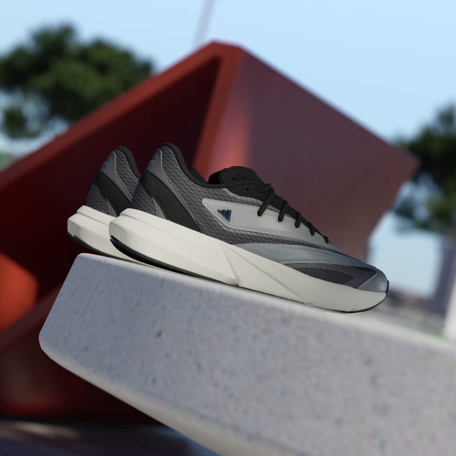 Lightblaze Shoes