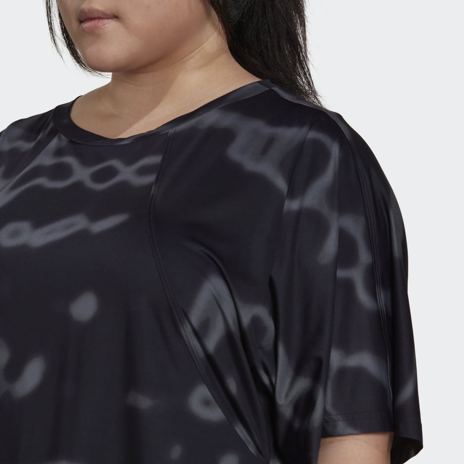 11 Honoré Training Tee (Plus Size)