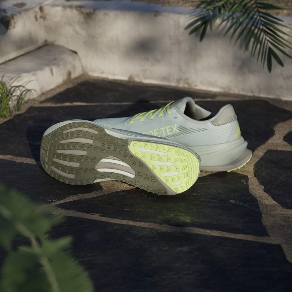 Pantofi de alergare Supernova Rise GTX