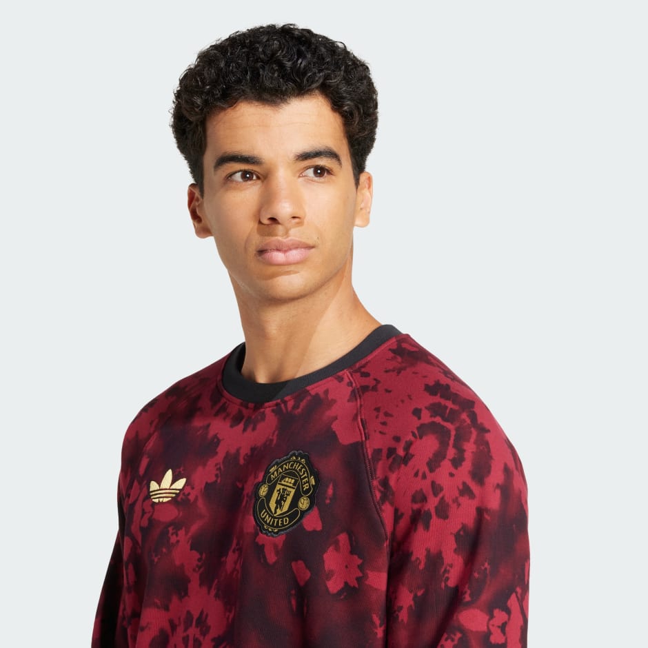 Manchester United CNY Crew Sweatshirt - Black | adidas Hong Kong