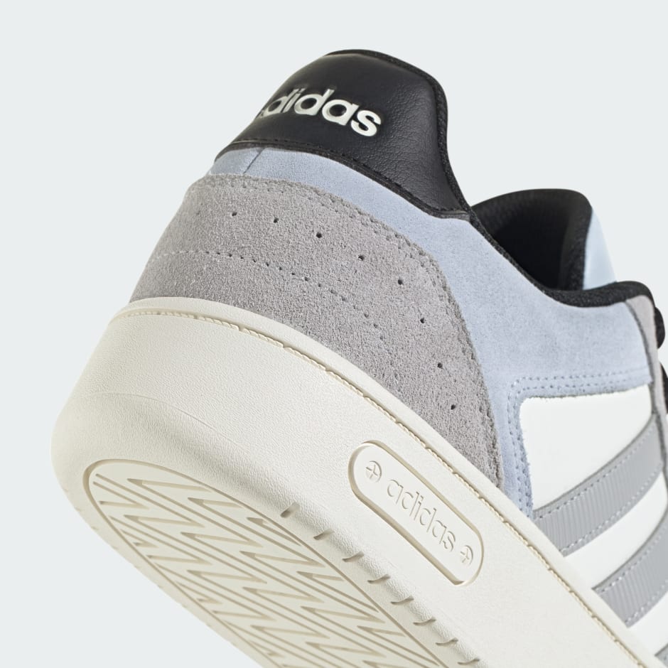 D-Pad Classic Basketball Shoes