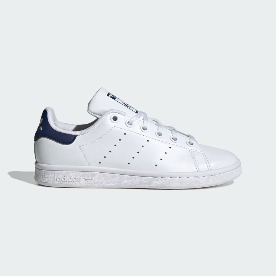 STAN SMITH J