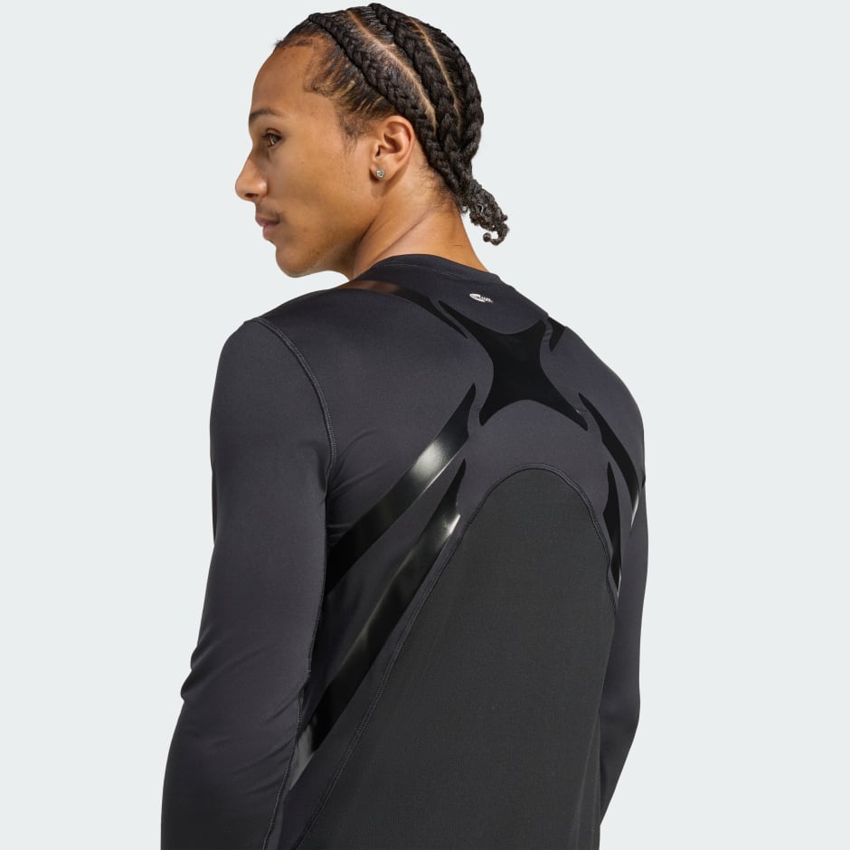 TRICOU CU M&Acirc;NECĂ LUNGĂ TECHFIT