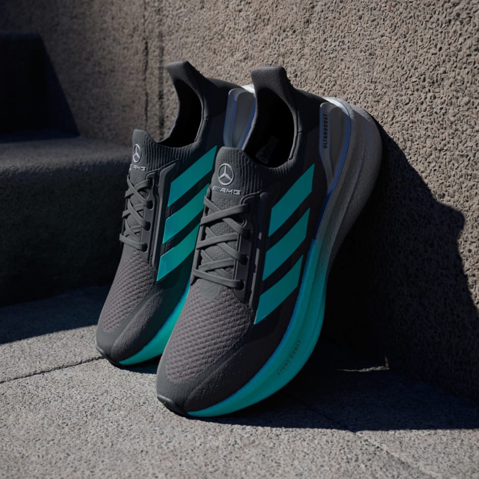 MERCEDES - AMG PETRONAS FORMULA ONE TEAM Ultraboost 5X M