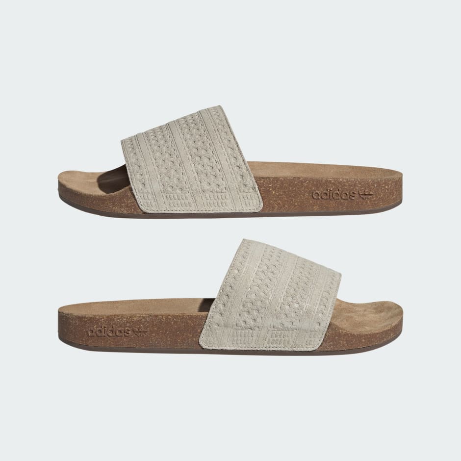Adilette 拖鞋
