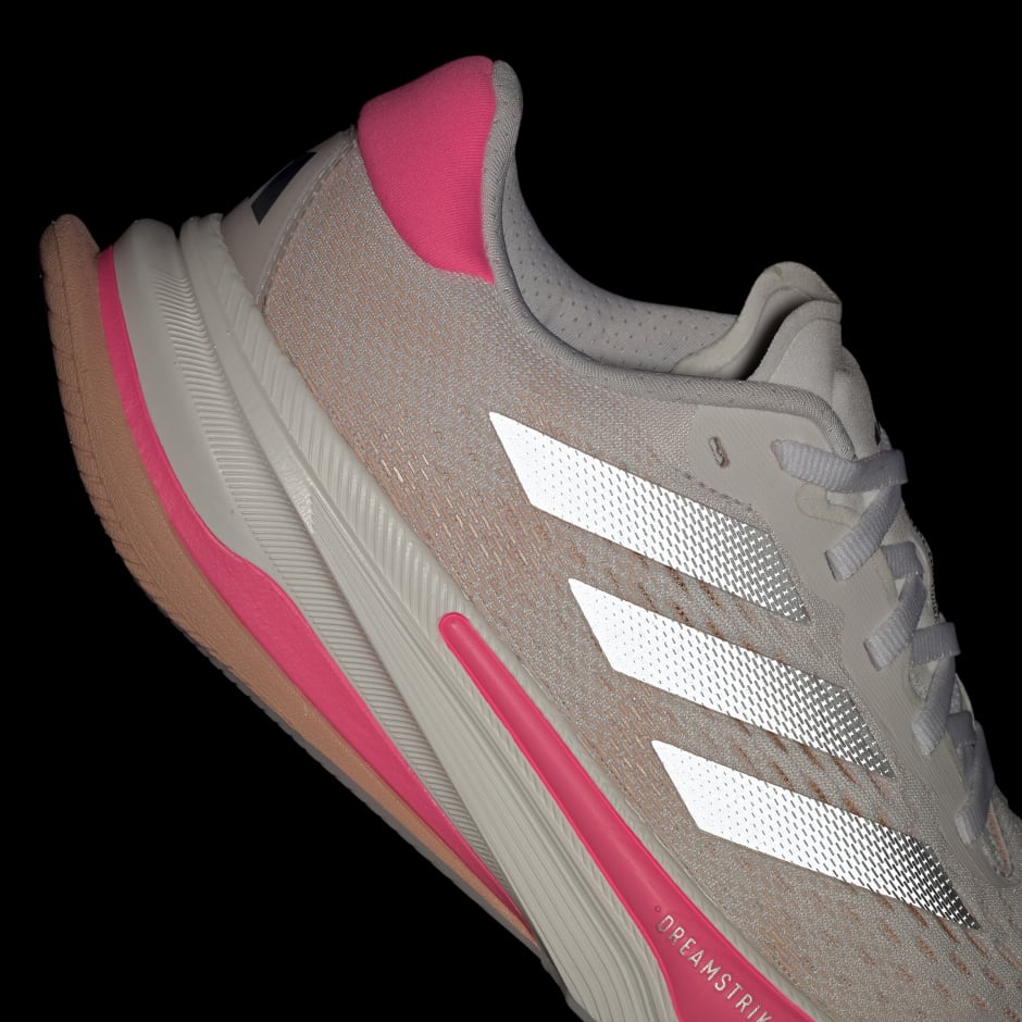 حذاء الجري Supernova Prima