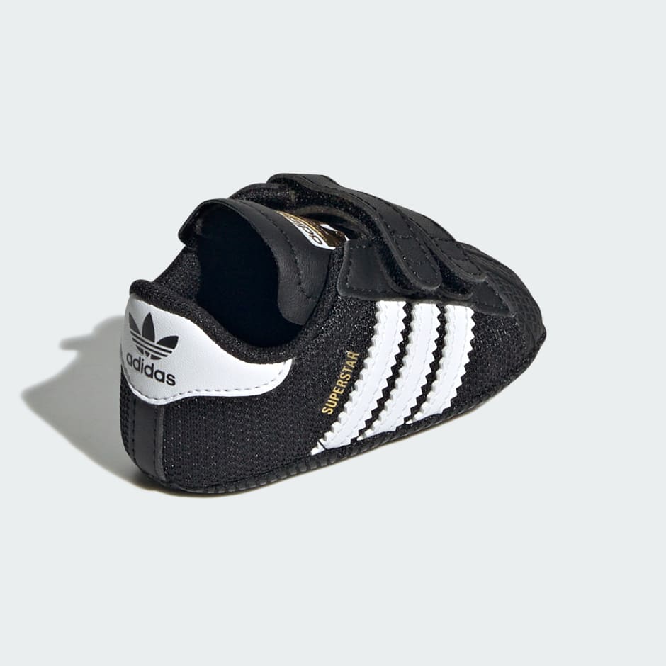 حذاء Superstar