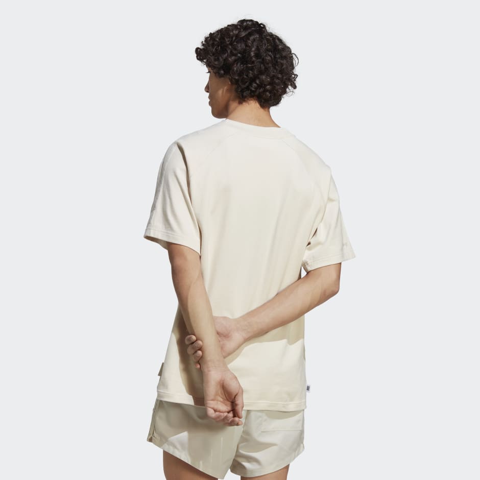 Essentials Tee