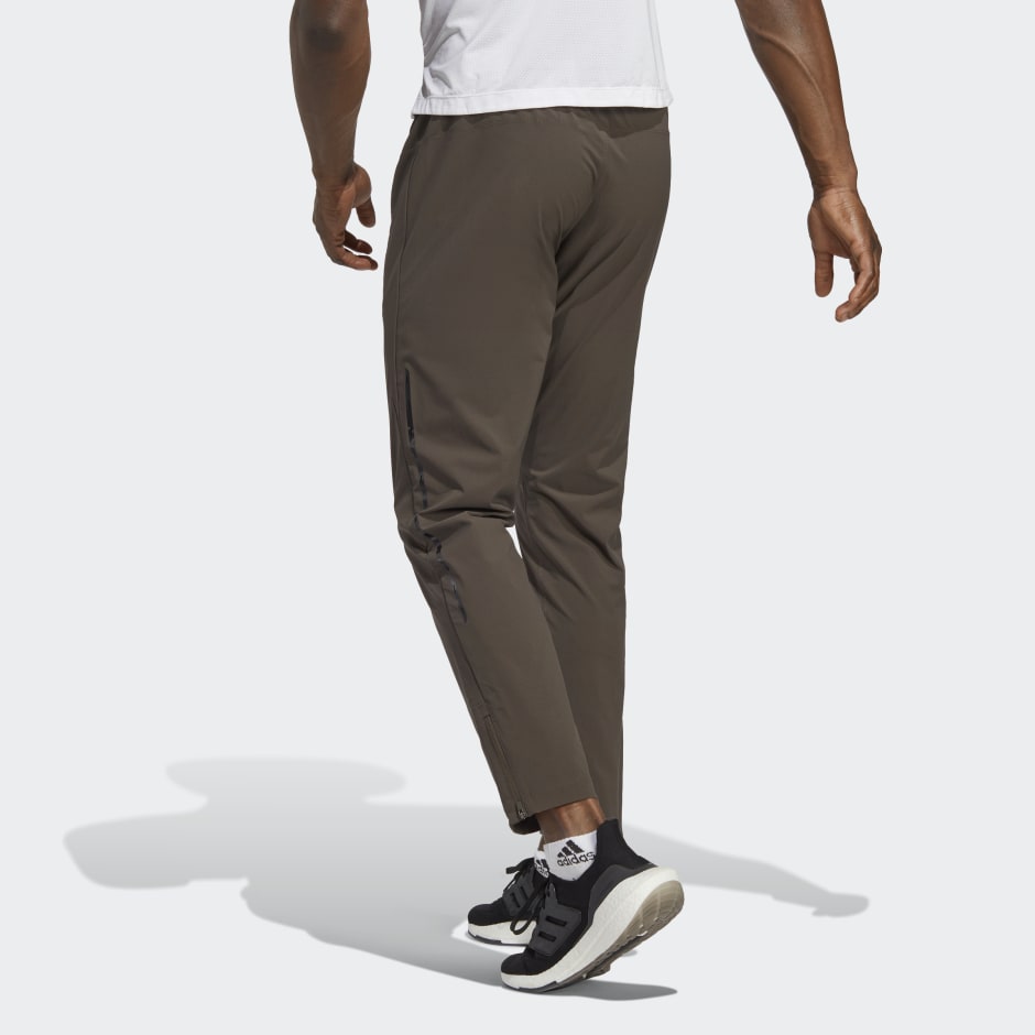 The Best Men's Track Pants: Exploring This New Trend | Dapper Confidential