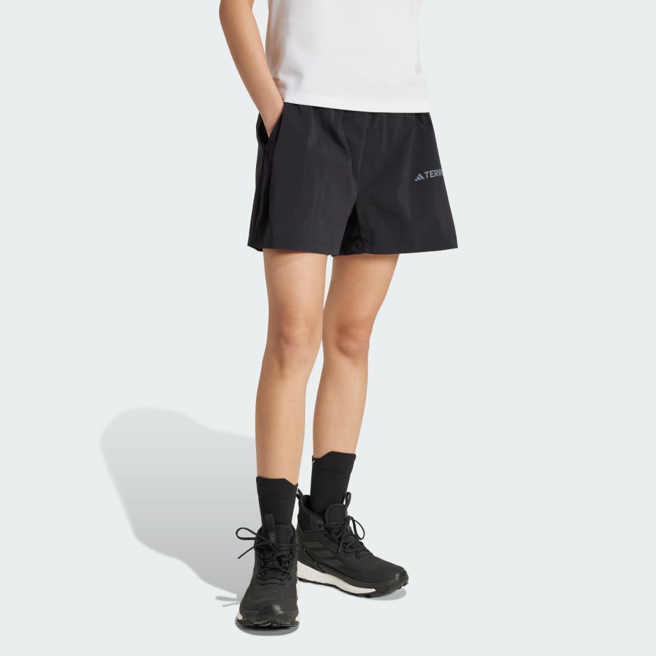 Multi Water-Repellent Shorts