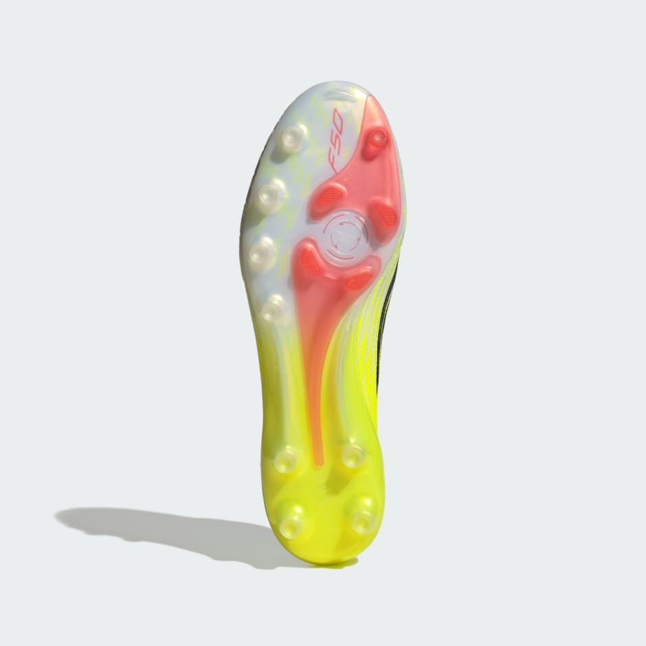 F50 ELITE 人造場地足球球靴