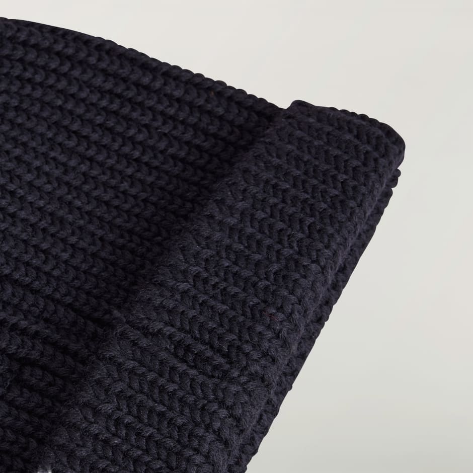 Căciulă Y-3 din tricot gros