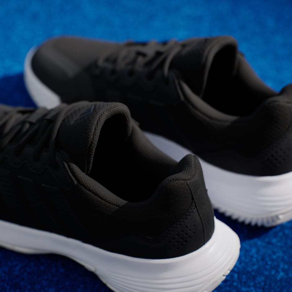 GAMECOURT 2 TENNIS SHOES