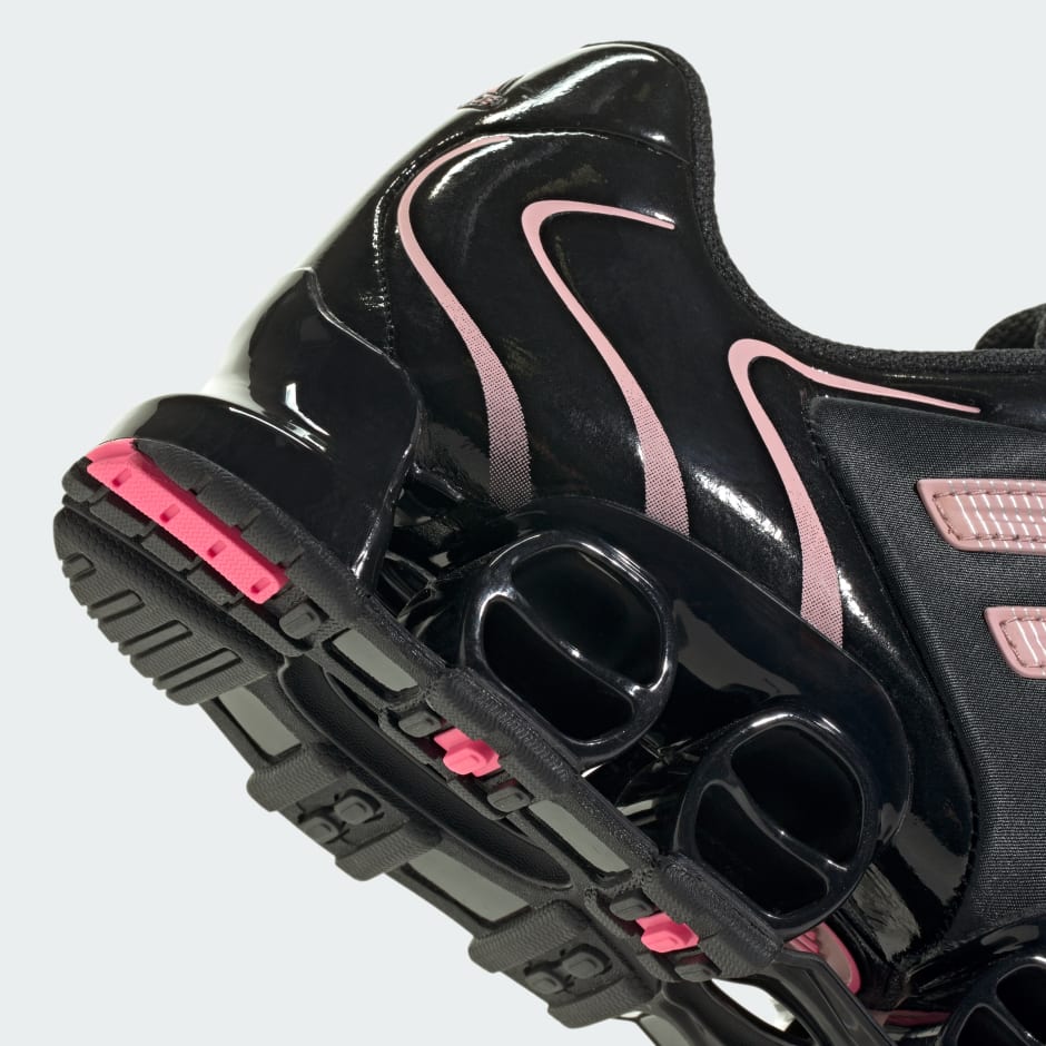 MEGA GHOSTRIDE SHOES